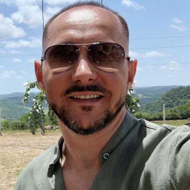 Foto de Prof. Rogério Correa Turchetti